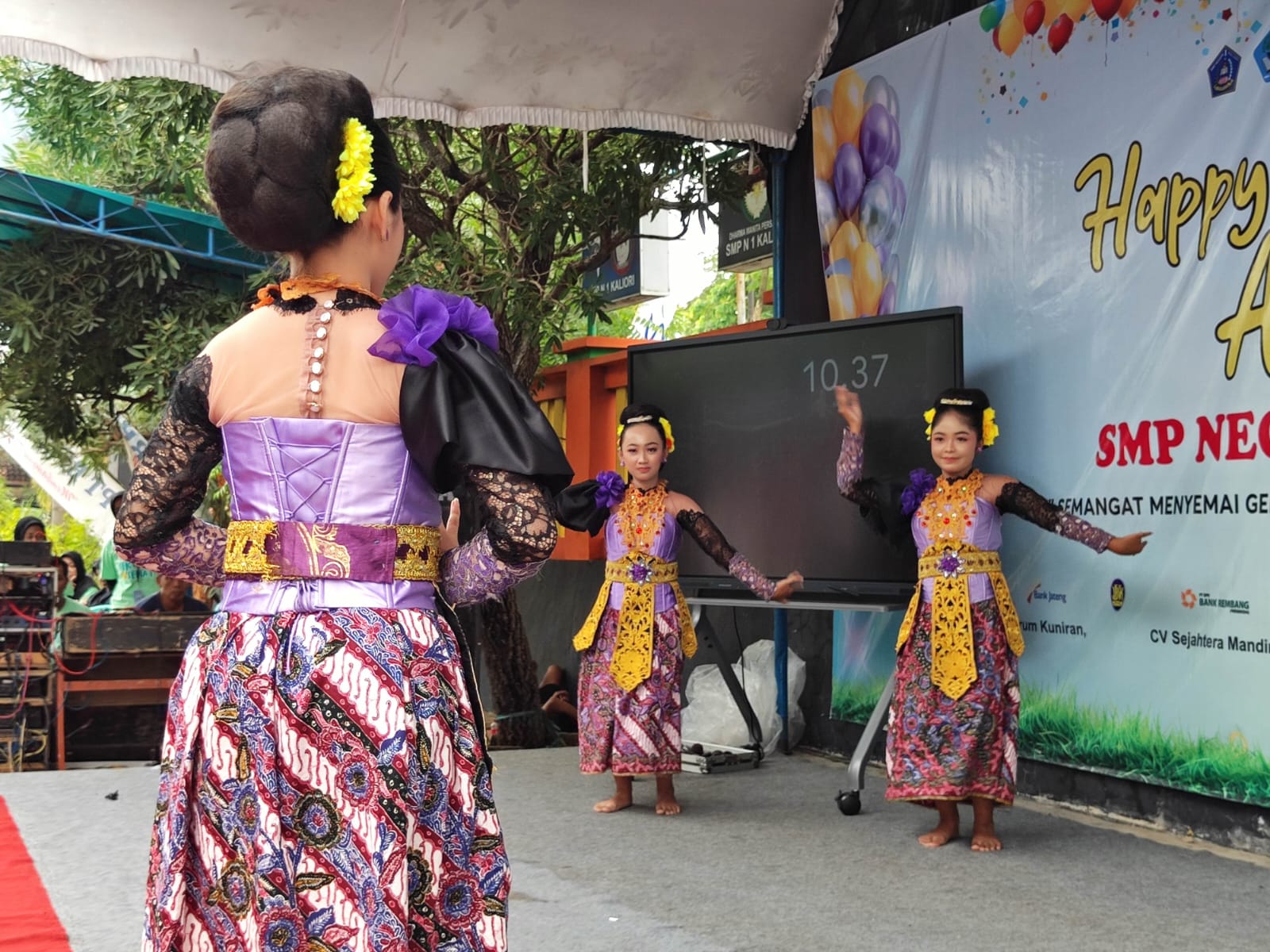 Tari Topeng Geol HUT 47 Essaka